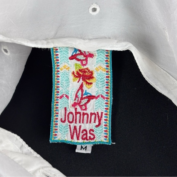 JOHNNY WAS EMBROIDERED EYELET BOHO PULLOVER TUNIC TOP - Picture 14 of 16